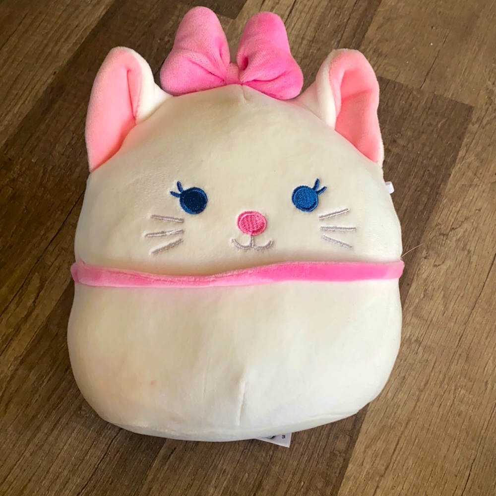 Marie cat squishmallow